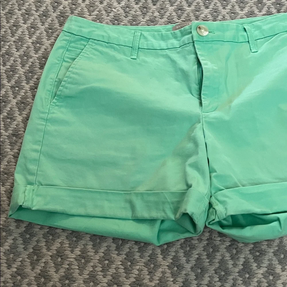 Banana Republic Green Women's Shorts Size 8